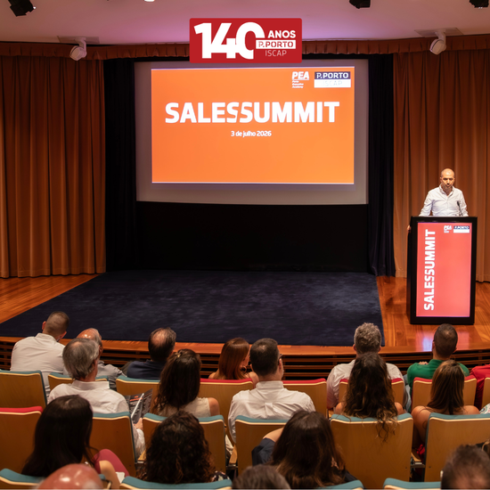 Mais de 600 participantes reuniram-se no Sales Summit para debater o futuro da área comercial